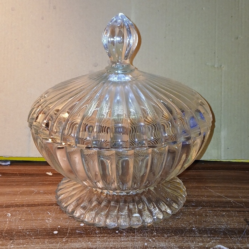Vintage Jeanette Clear Glass Candy Dish And Lid